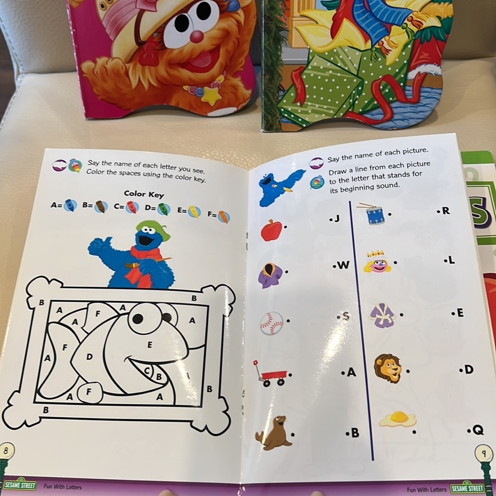 Sesame Street Books - Picture 3 of 6